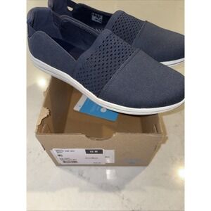 Clarks Cloudsteppers Women's Slip-Ons Breeze Vibe Navy 10 M Sneakers Comfort New